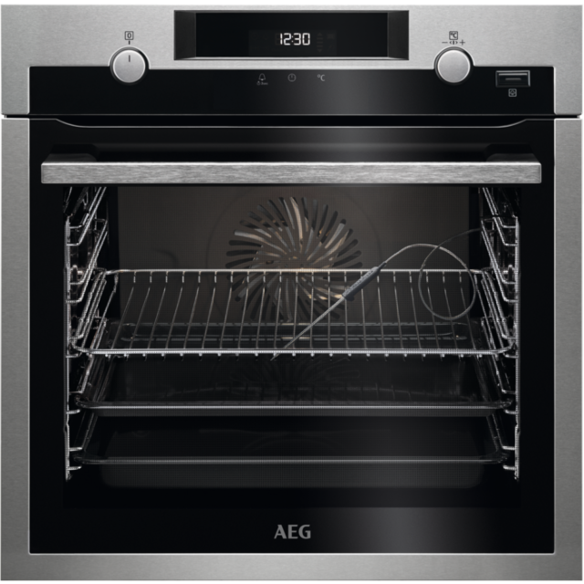 AEG BCS556020M 
SenseCook Multifunction oven with retractable rotary controls, Catalytic liners, To