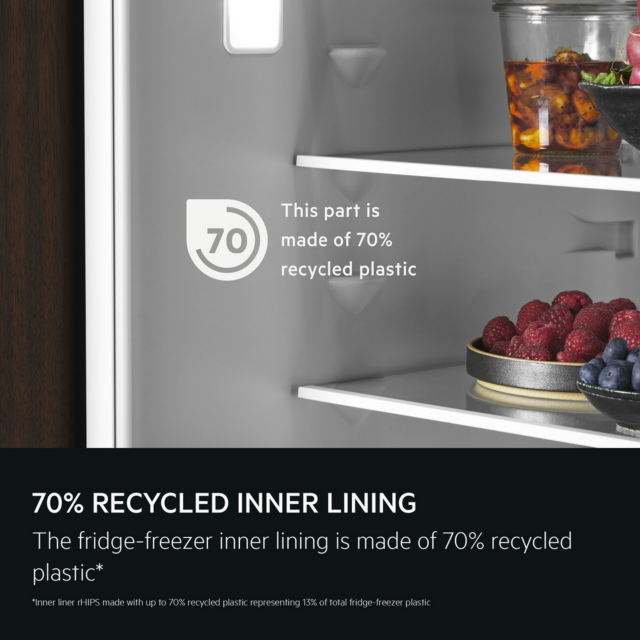 AEG NSC7N18ZES 54.6cm Built-In Frost Free Fridge Freezer