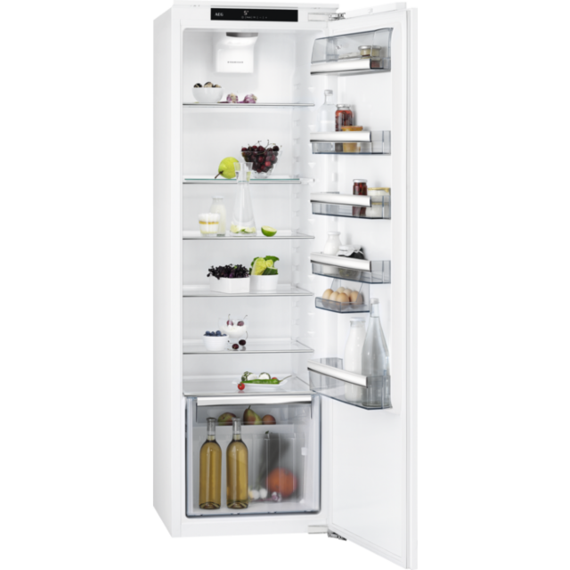AEG SKE818E1DC
In column Cabinet Larder Fridge, E energy, Soft-rise LED lighting ,DynamicAir techn
