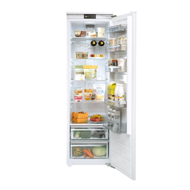 Caple RIL1800 larder, electronic touch controls, Premium door-on-door hinges, Caple fresh technology