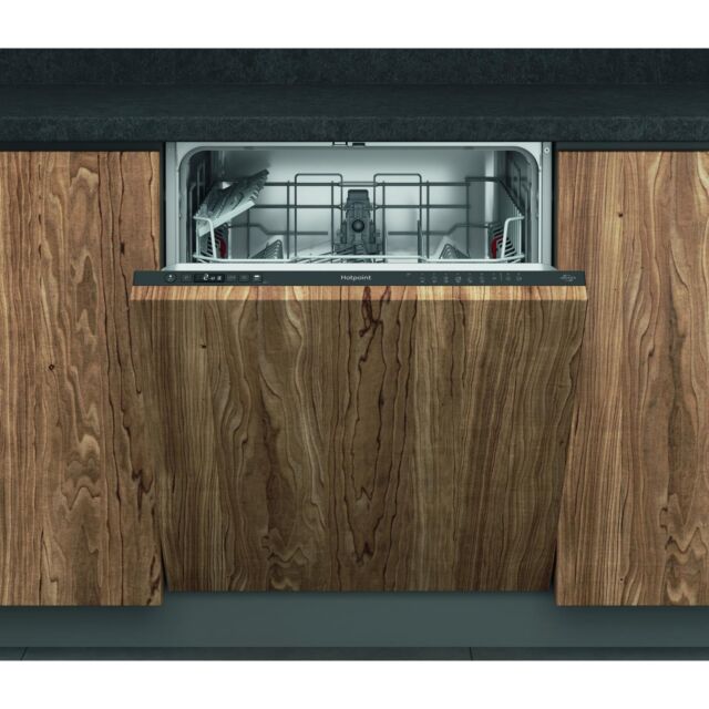Hotpoint H2IHD526BUK Built In Dishwasher