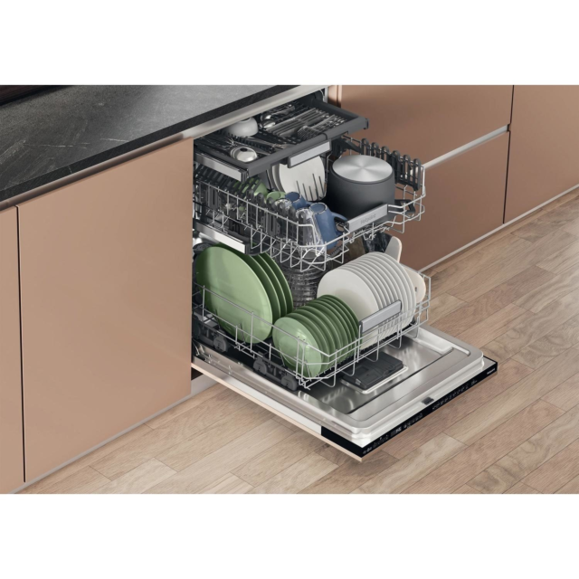 Hotpoint H7I HP42 L UK H7IHP42LUK Built In Dishwasher - 15 Place Settings