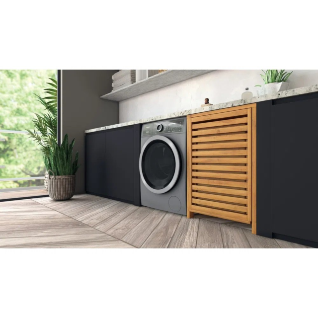 Hotpoint H8W946SBUK 9kg 1400 Spin Washing Machine - Silver