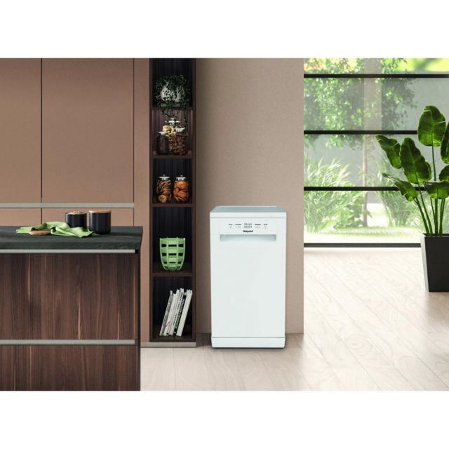 Hotpoint HP2FE10CS90WUK Slimline Dishwasher 10 Place Settings