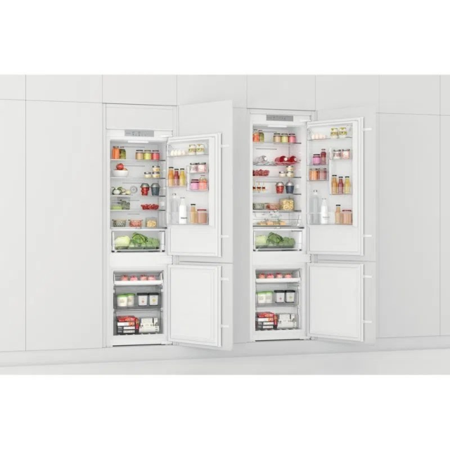 Hotpoint HTC18T532 Built-In Total No Frost Fridge Freezer