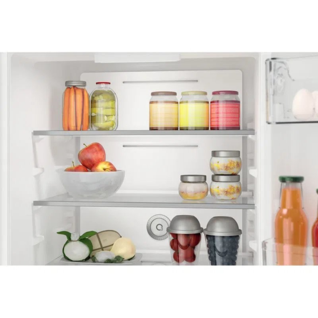Hotpoint HTC18T532 Built-In Total No Frost Fridge Freezer