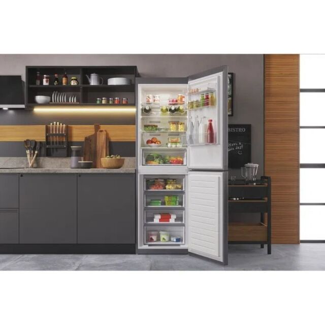 Hotpoint HTFC850TI1X1 59.5cm 50/50 Total No Frost Fridge Freezer - Graphite