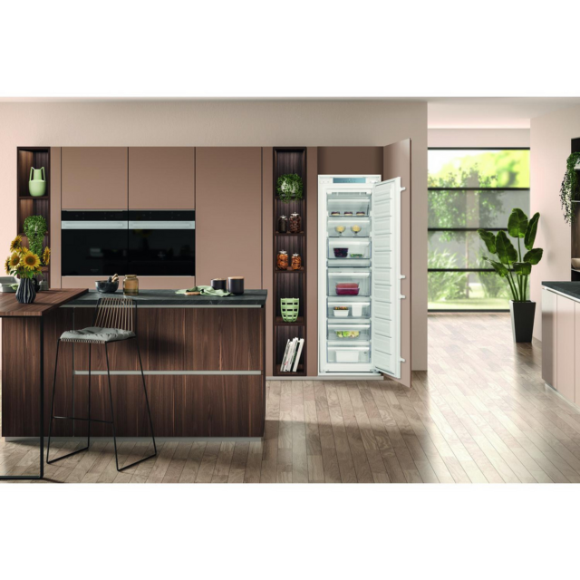 Hotpoint HTSD18F013H1BI 54cm Integrated Tall Freezer
