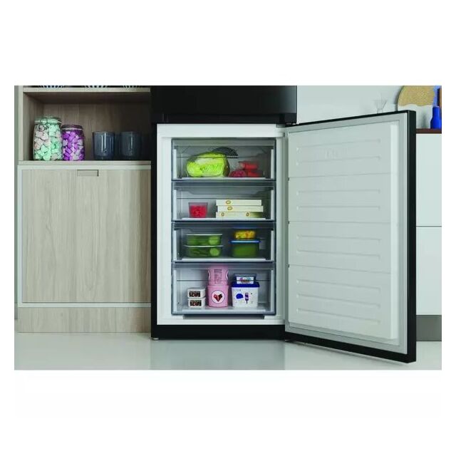 Indesit INFC850TI1KAQUA1 59.5cm 50/50 Total No Frost Fridge Freezer - Black