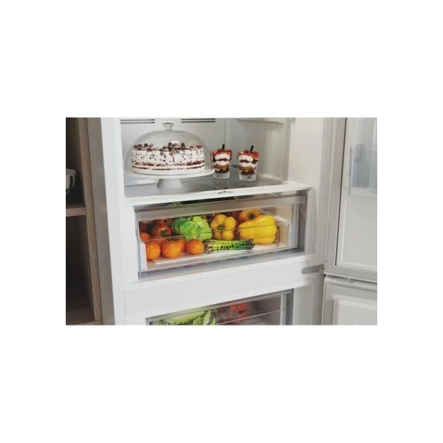 Indesit INFC850TI1W1 60 cm Fridge Freezer - White