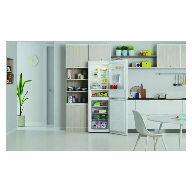 Indesit INFC850TI1WAQUA 59.5cm 50/50 Total No Frost Fridge Freezer - White
