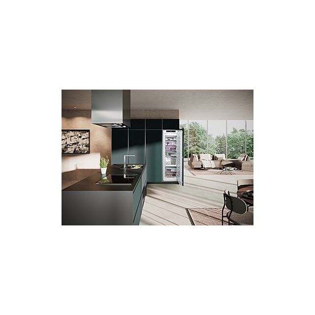 Liebherr SIFNAe5188-001 55.9cm Integrated Tall Freezer - White