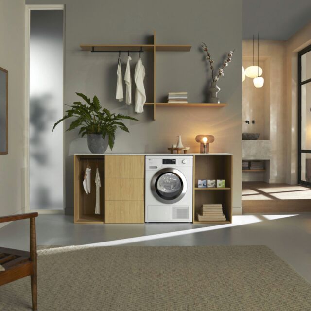Miele TEH785 WP 9kg Heat Pump Tumble Dryer - White