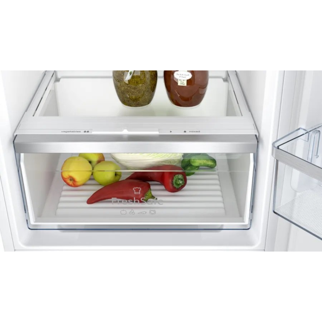 Neff KI5872SE0G 54.1cm Built In Fridge Freezer - White