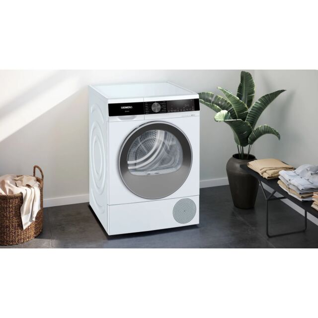 Siemens WQ45G209GB 9kg Heat Pump Tumble Dryer - White