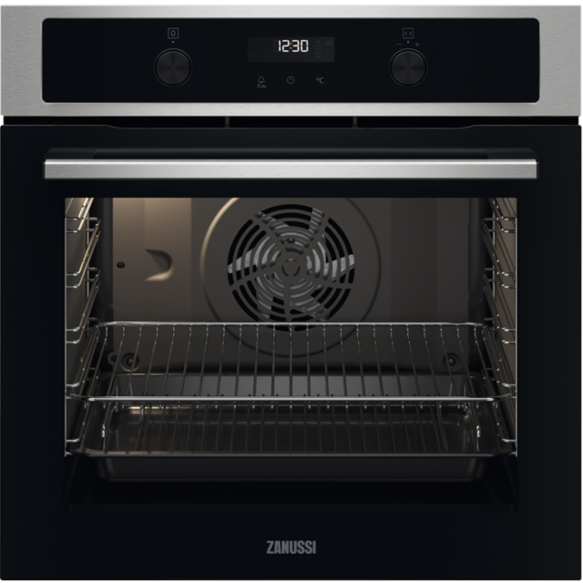 Zanussi ZOCND7X1
Catalytic Multifunction oven with PlusSteam. 10 functions. Retractable rotary con