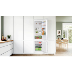 Bosch KIN96NSE0G Integrated Fridge Freezer